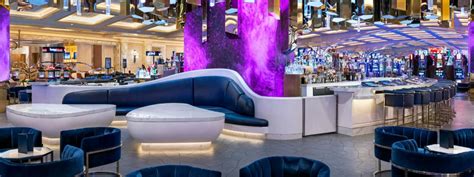 13 Resorts World Bars (Complete Guide) .